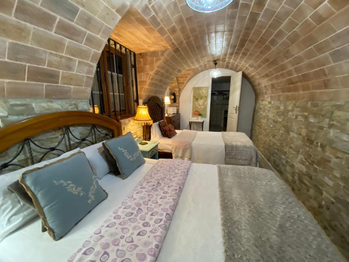 Casa Lazaro, Apartment